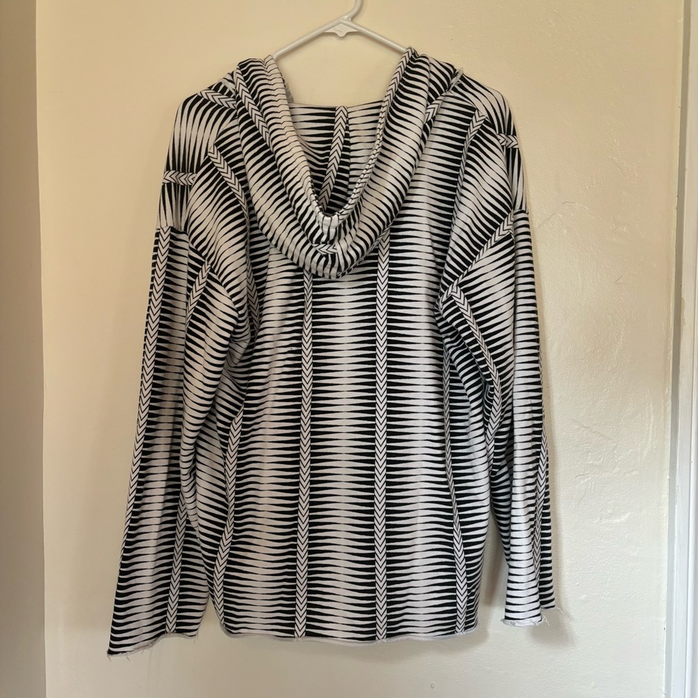Urban Outfitters Black and White Bodhi Striped Hoodie - Picture 7 of 11